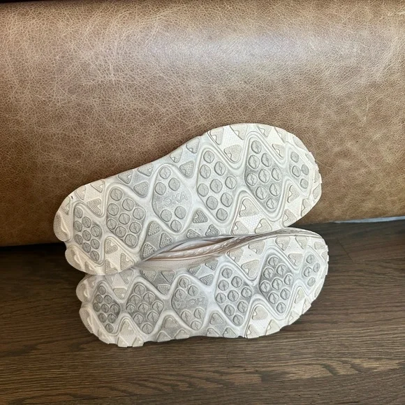 HOKA “Ora primo” size 6 - Picture 4 of 4